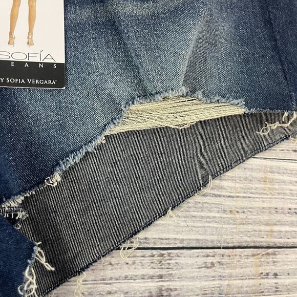 Sofia Jeans by Sofia Vergara Easy Denim Jean Shorts Destruc Hem Plus size 18 - Picture 7 of 10